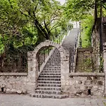 Apartman Castle *