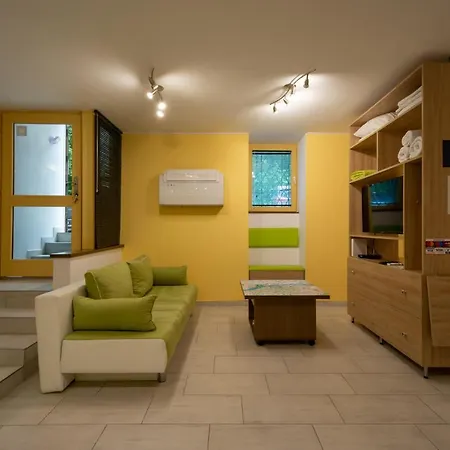 Apartment Castle